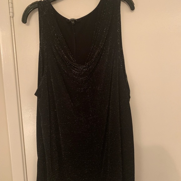 Sleeveless glitter top plus size worn once - Picture 4 of 4